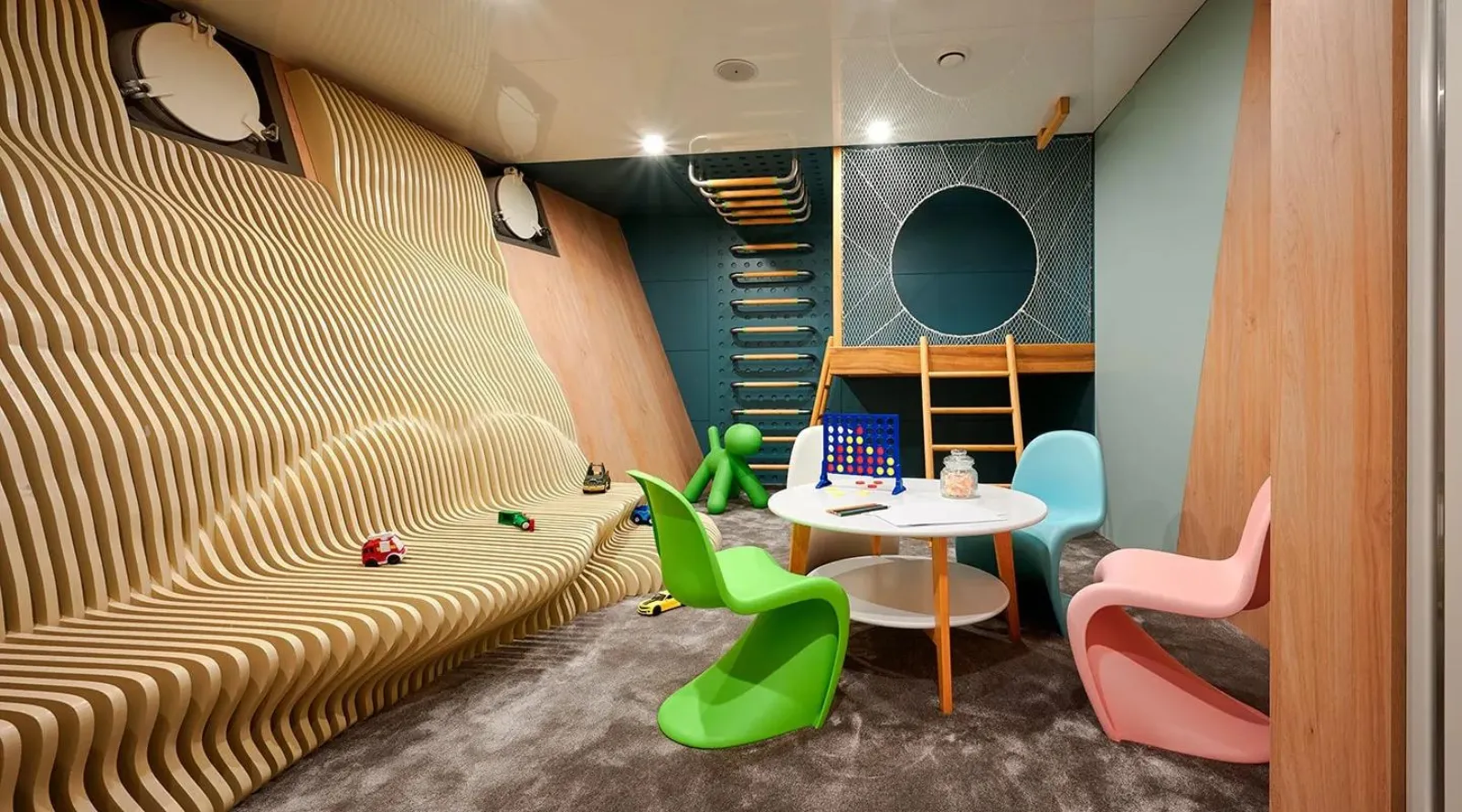 Kids playroom on MY Ohana