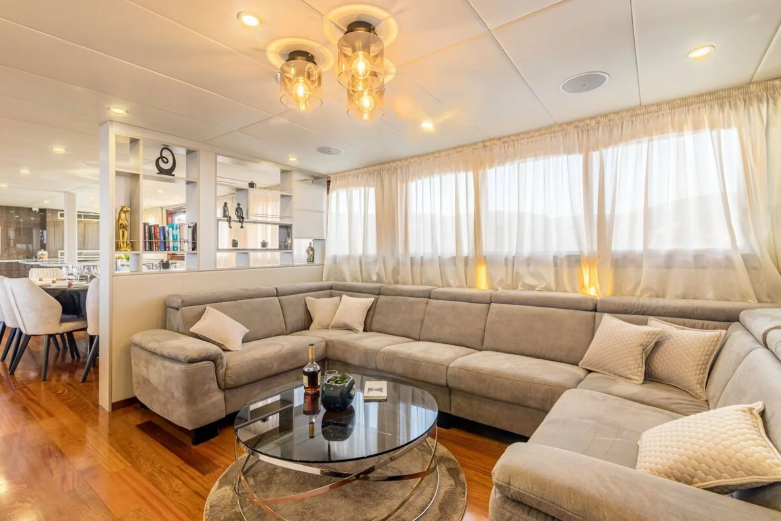 Salon lounge area on MY Ohana